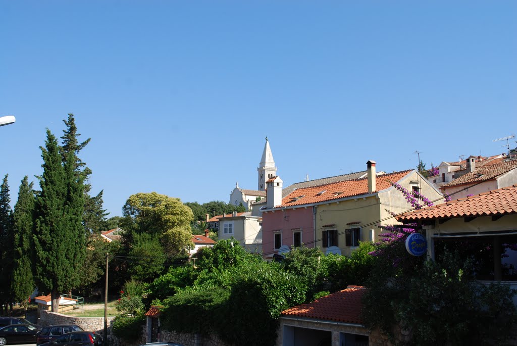 Mali losinj a templom by Zoltán Bedőcs