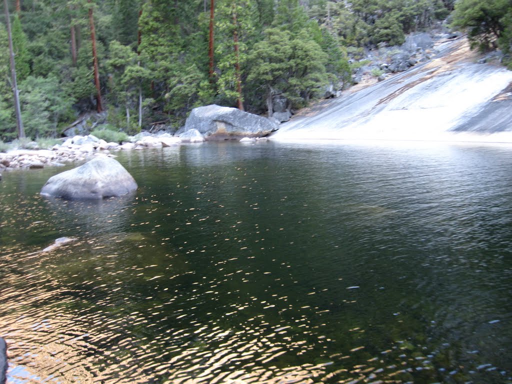 Emerald Pool, Yosemite NP by McSky