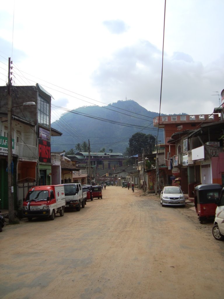 Ambuluwawa mountain view from gampola town by jmsbandara