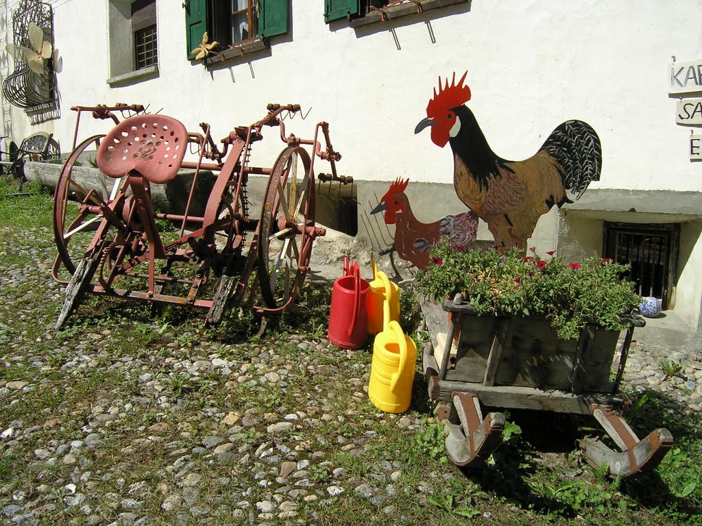 House yard decorations at the upper part of Bergün by Tomas K☼h☼ut