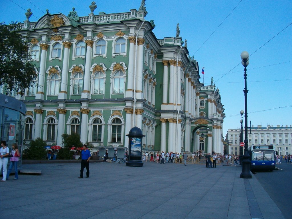 San Pietroburgo, Palazzo d'Inverno by Vincenzo Surace