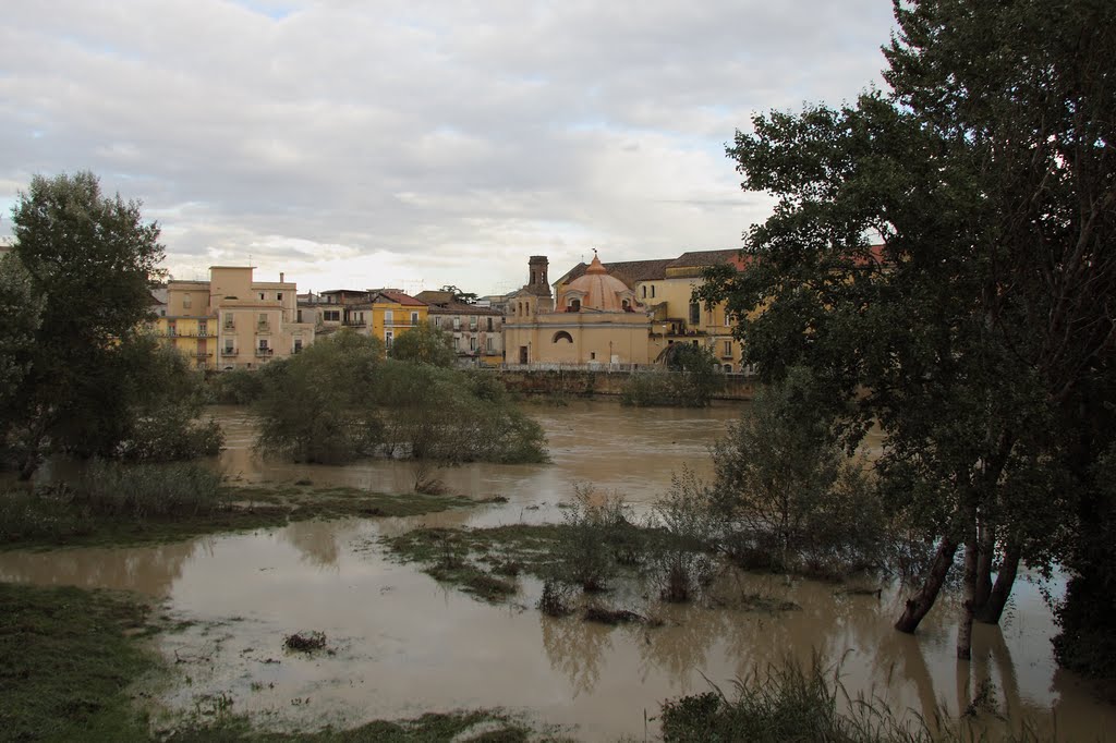 Fiume Volturno in piena - Capua by Pietro Ricciardi