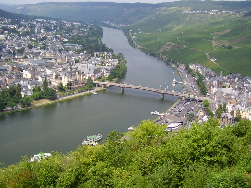 Bernkastel by randenrade