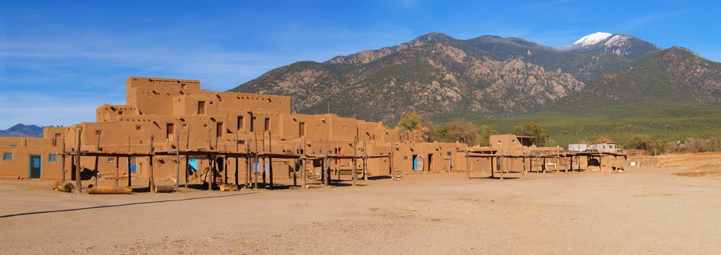 Taos Pueblo by StevoH