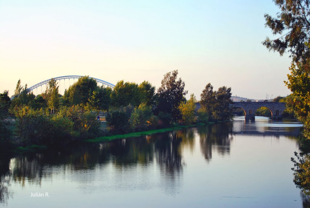 06800 Mérida, Badajoz, Spain by Julián R.