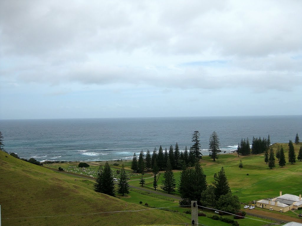 At Queen Elizabeth II lookout looking down on Cemetery and Cemetery Bay by TheDoc-AUS