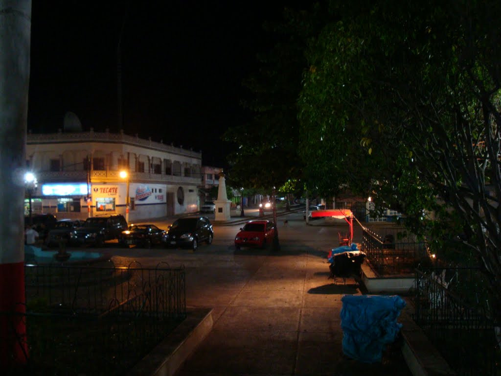 Tempoal Veracruz centro historico vista nocturna by Valentín Calles Melo