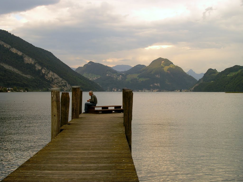 Melancholia? On the Alpnachersee's jetty in Aplnachstad by Tomas K☼h☼ut