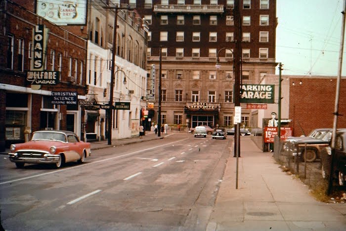 Lafayette Hotel 1957 (now Gov't Ctr) by kkmoeip