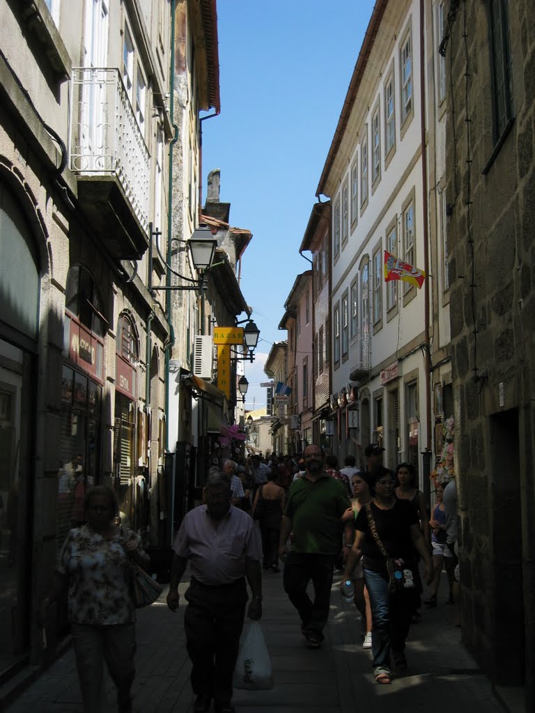 Viseu (Rua Direita) by Álvaro Nunes