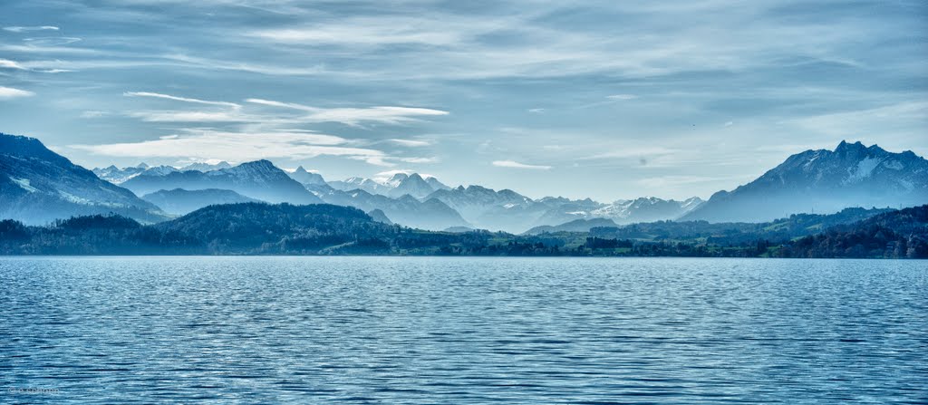 Lake of zug with view of swiss alp`s by capter12