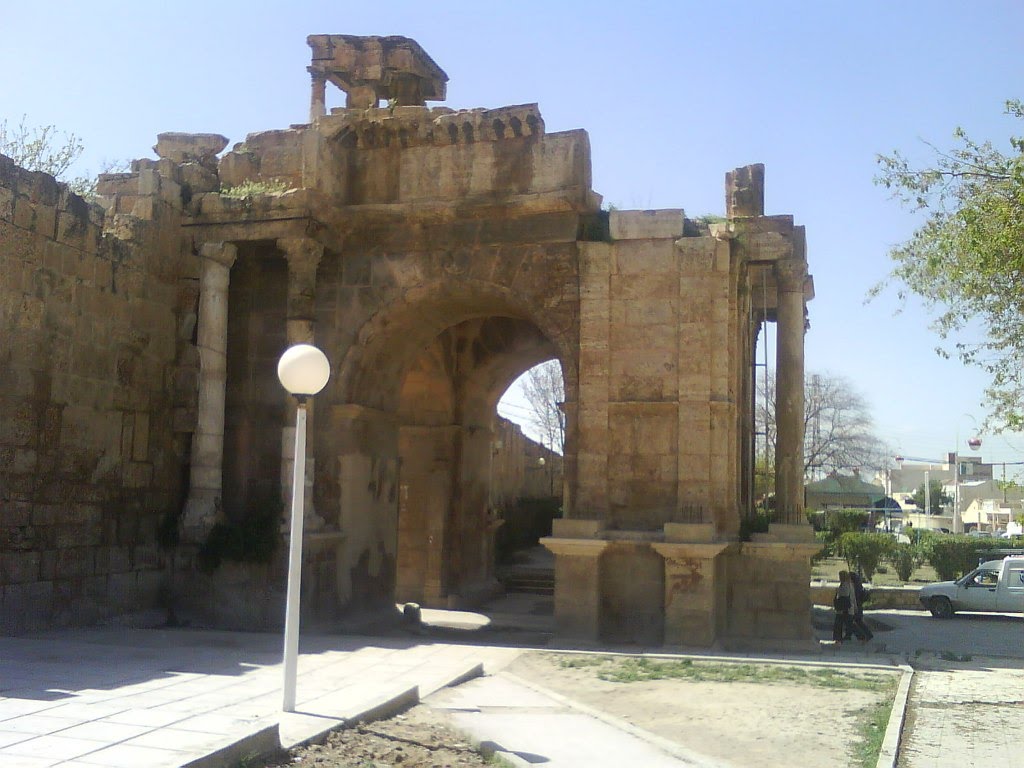 Tébessa ruine romaine by MOSBAH Abdallah