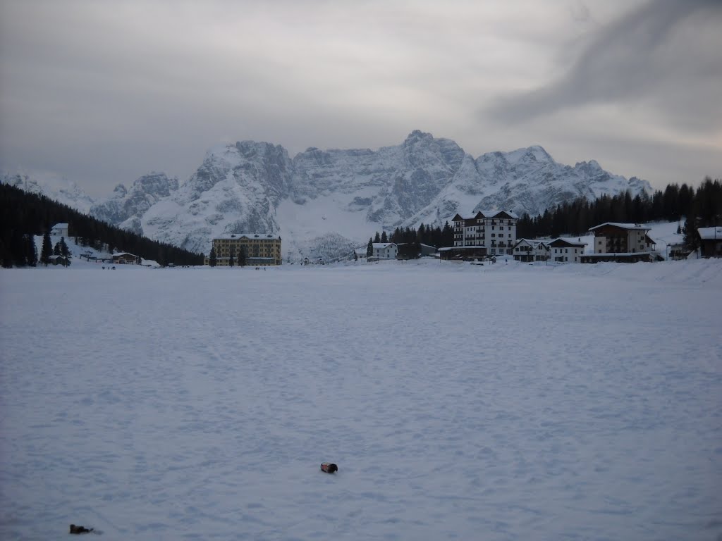 Misurina Lake by Bidibi