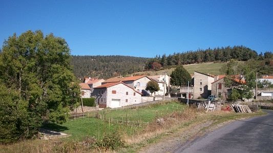 Le Cros (St Etienne de Lugdarès) en Ardèche by L'Etoile