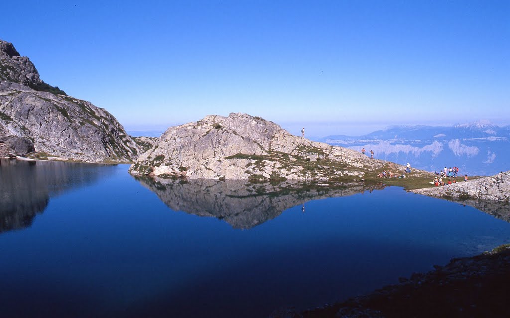 Lac du Crozet (2000m) by BritPlom