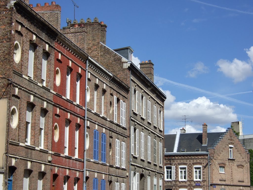 Maison de la rue Laurendeau, à Henri-Ville by C. Rau