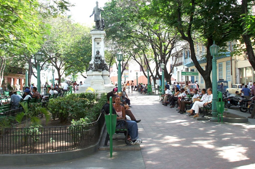 Plaza de Dolores, Santiago de Cuba, Février 2007 by Christian Claveau