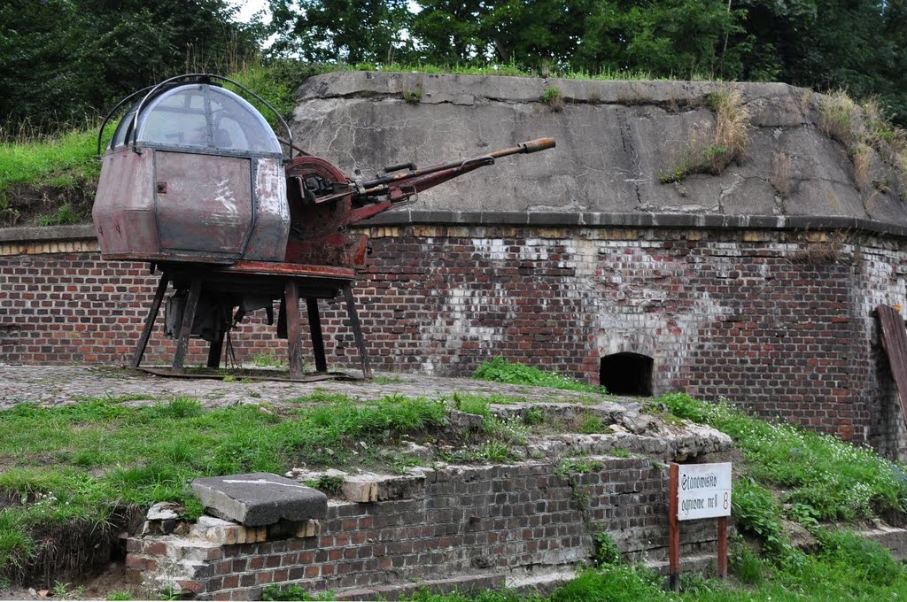 Fort Gerharda w Świnoujściu 16/28 by Marcin Ościłowski