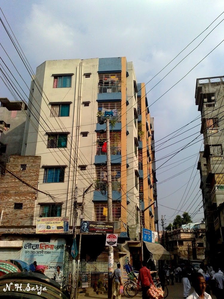 Building of Old Dhaka by Dr.N.H.Sarja