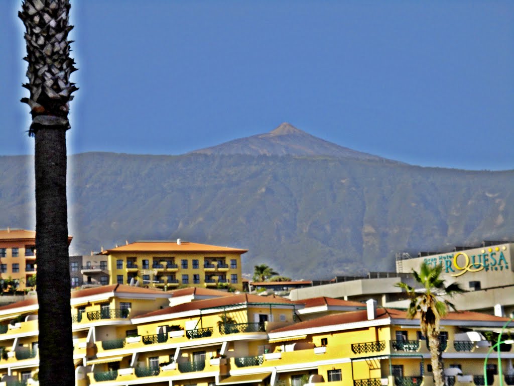 El Teide desde Playa Jardín by mauricefer