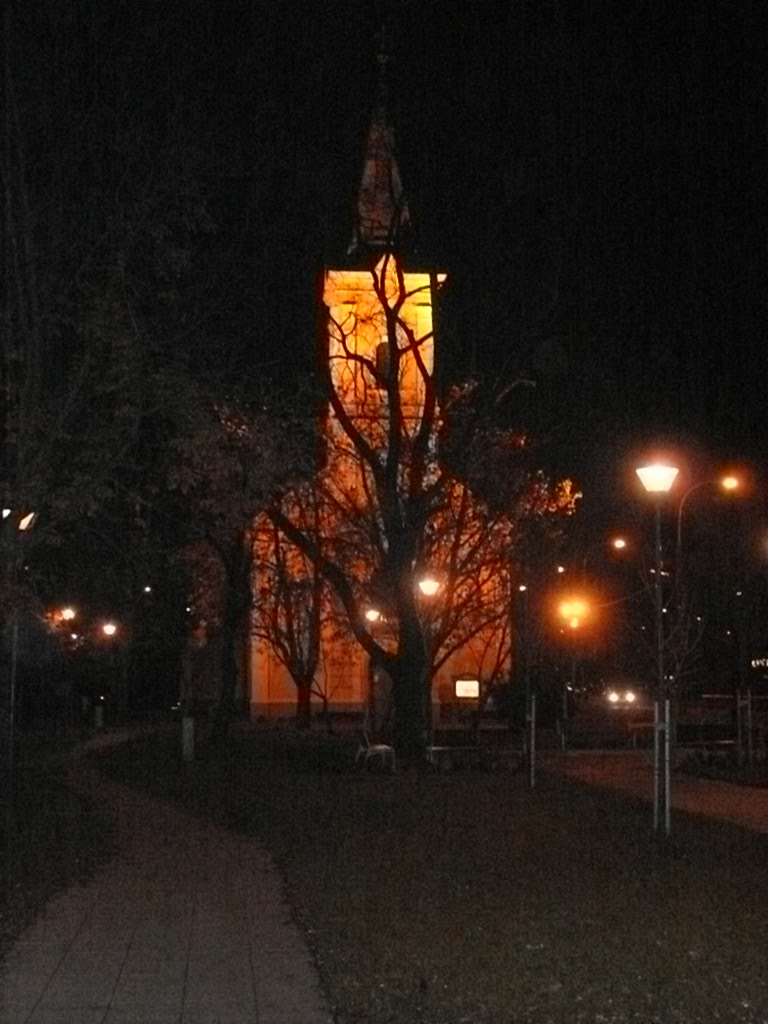 Rákoskeresztúr, Szent-kereszt tér by 78Reni