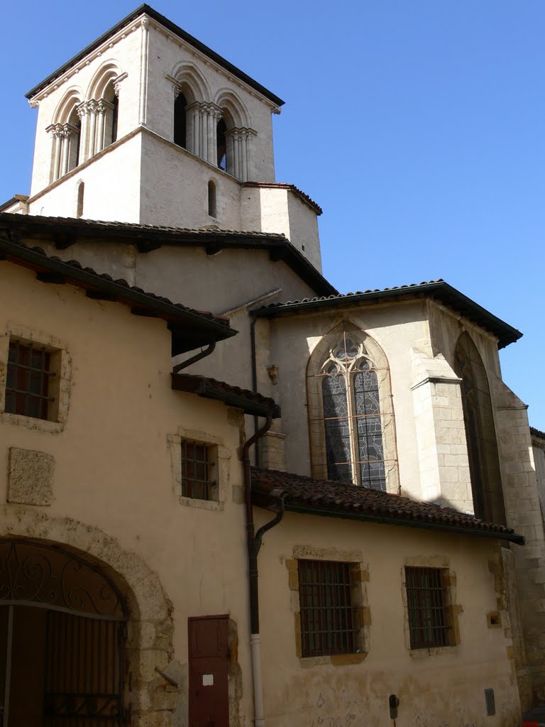 Eglise ND des Marais - Villefranche-sur-Saône (Rhône) by Naru Kenji