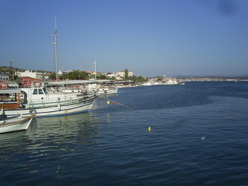 Cunda-alibey adası by ugur cakir