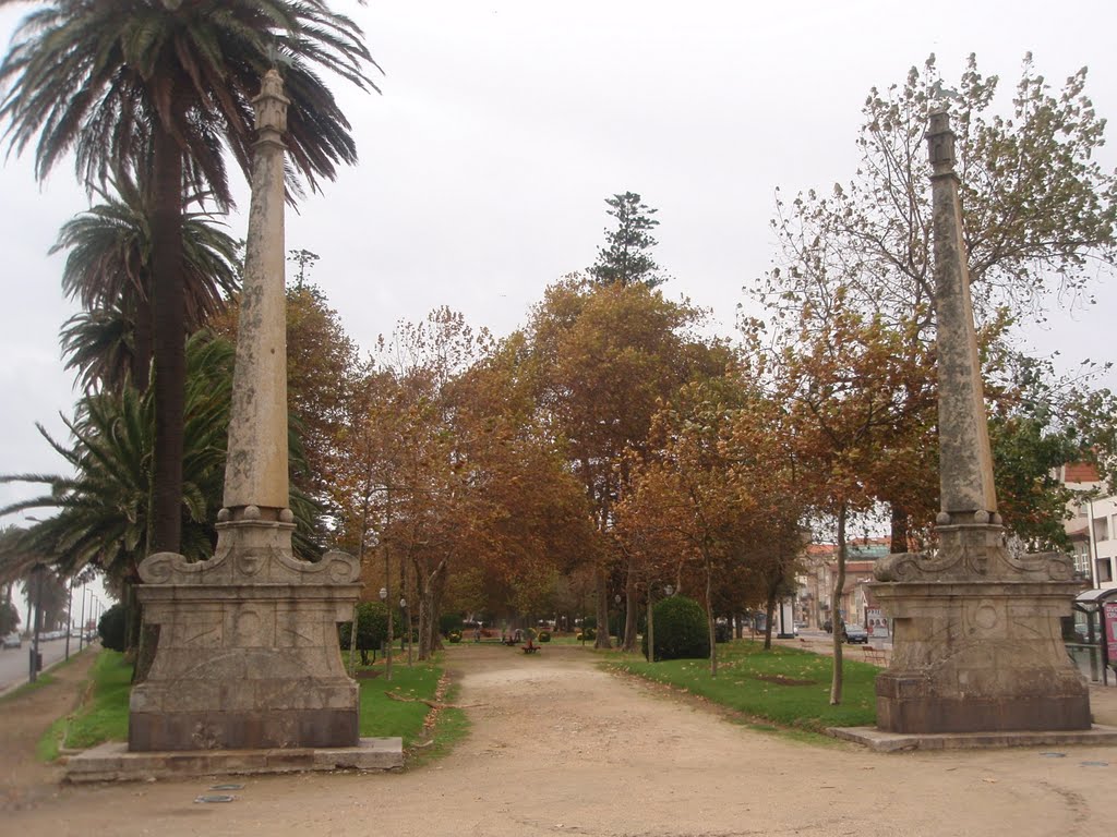 Jardim do Passeio Alegre by Eladio Cortizo