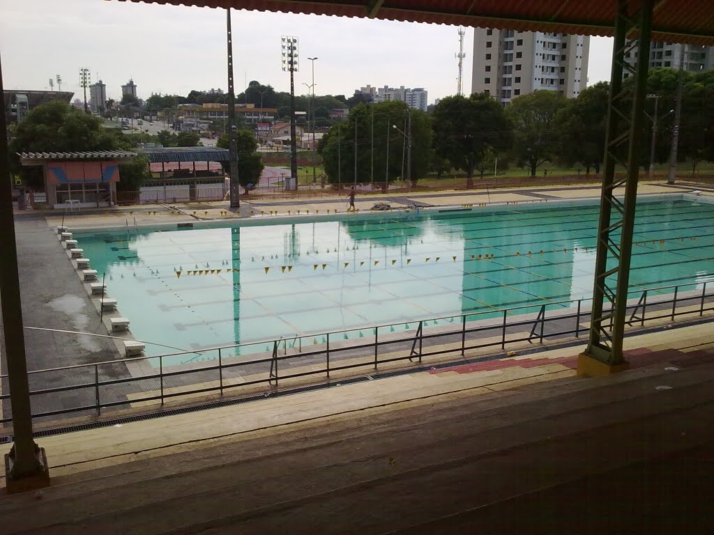 Piscina na Vila Olimpica by RezendeJR AD