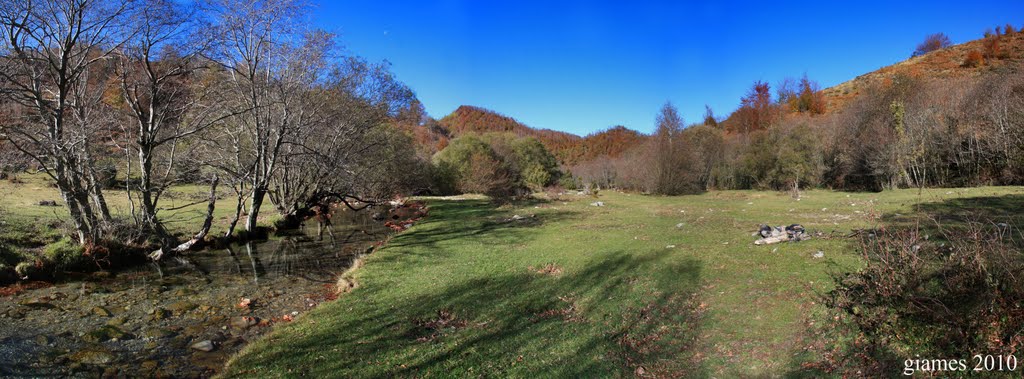 Al Quadrivio della Crocetta (Ottobre 2010) by GiamesPhoto (Giacomo A. Turco)