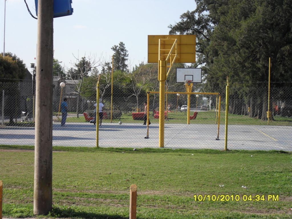 Lobos, Buenos Aires Province, Argentina by mcgiver