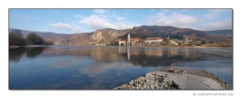 Dürnstein Panorama (11/2010) by AustrianAviationArt