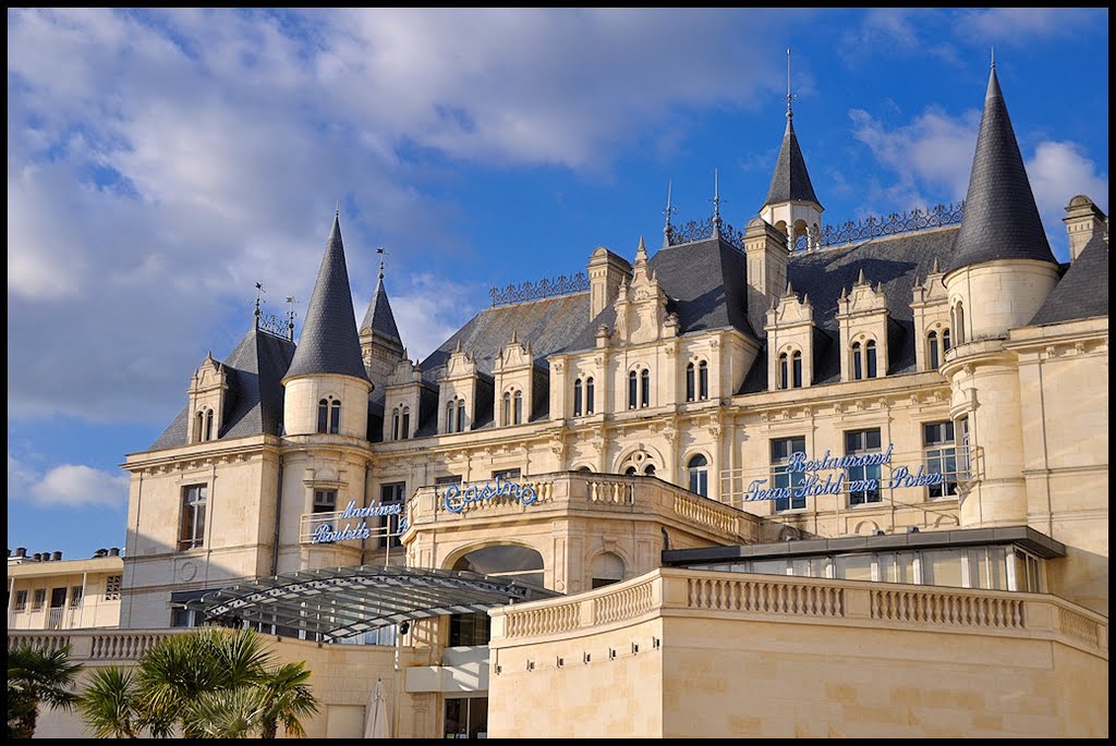 Château Deganne by Jean-Pierre Roche