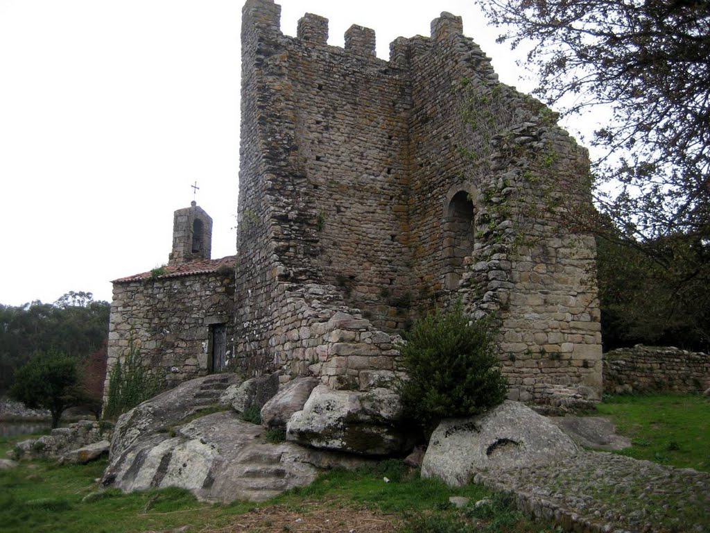 Torre de Catoira (3) by La Casa del Chiflón