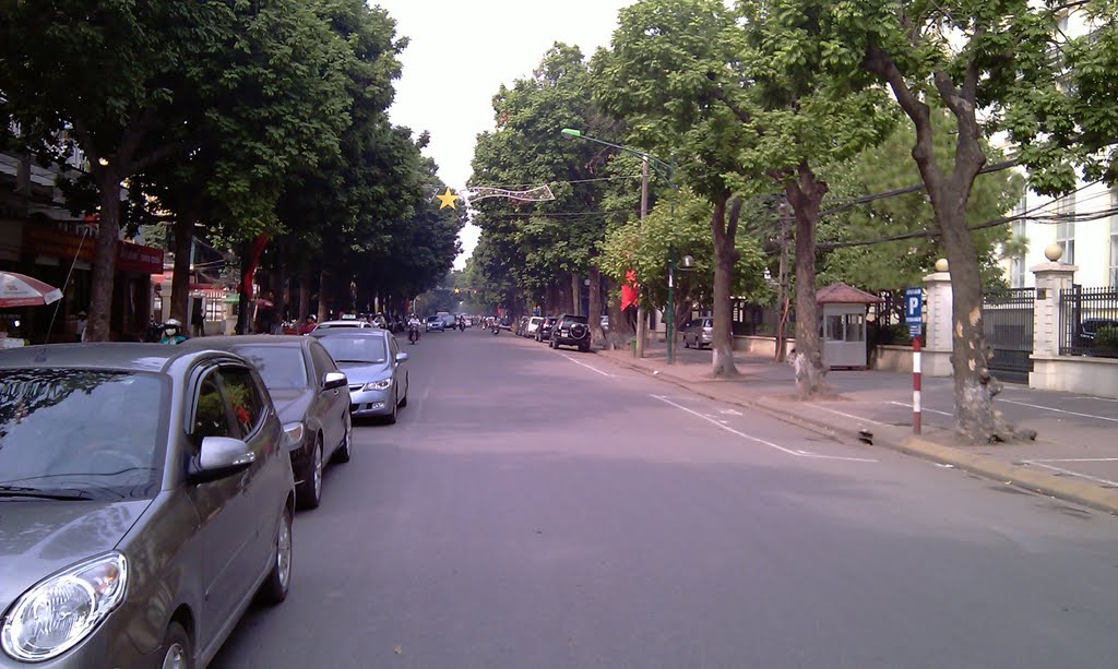 Phan Chu Trinh, Hoàn Kiếm, Hà Nội, Vietnam by Takahiro Happo