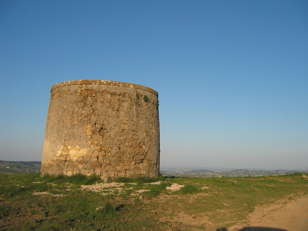 Arruda dos Vinhos (arredores) by Álvaro Nunes