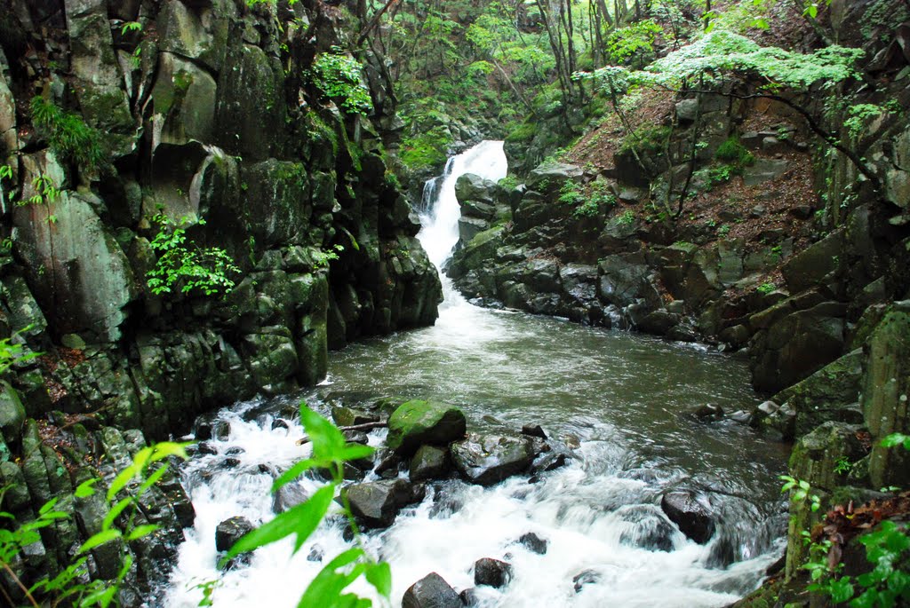 Waterfall,kiyosato 清里 by daisuke923