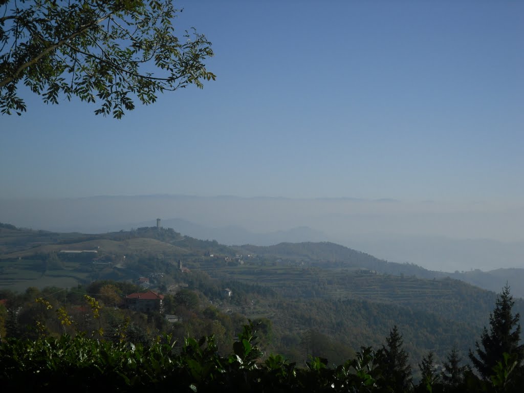 Roccaverano, panorama by Ranuccio Farnese