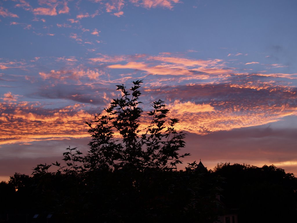 Zonsondergang Roosendaal by Wim Constant