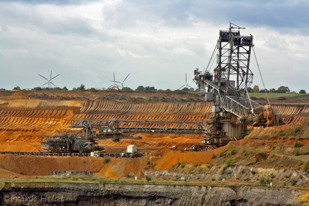 Tagebau Garzweiler Oktober 2009 by Frank Heldt (Fotogra…