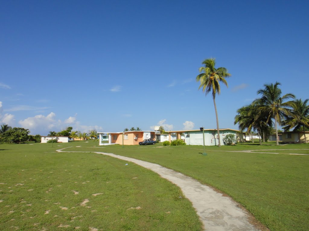 Playa Girón by rutxi