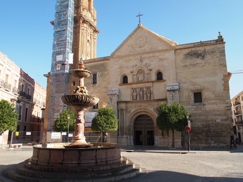 Plaza de San Sebastian (torre en restauración) by Inmaculada Rubio