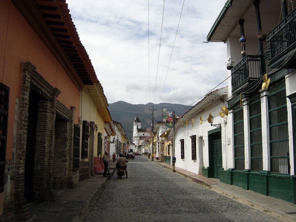 Calle Real de Santa Fe de Antioquia by alejandrino tobon