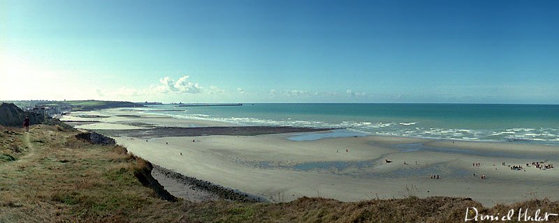 Wimereux, la plage vue du haut de la falaise - Beach view from the cliff by Daniel Herlent