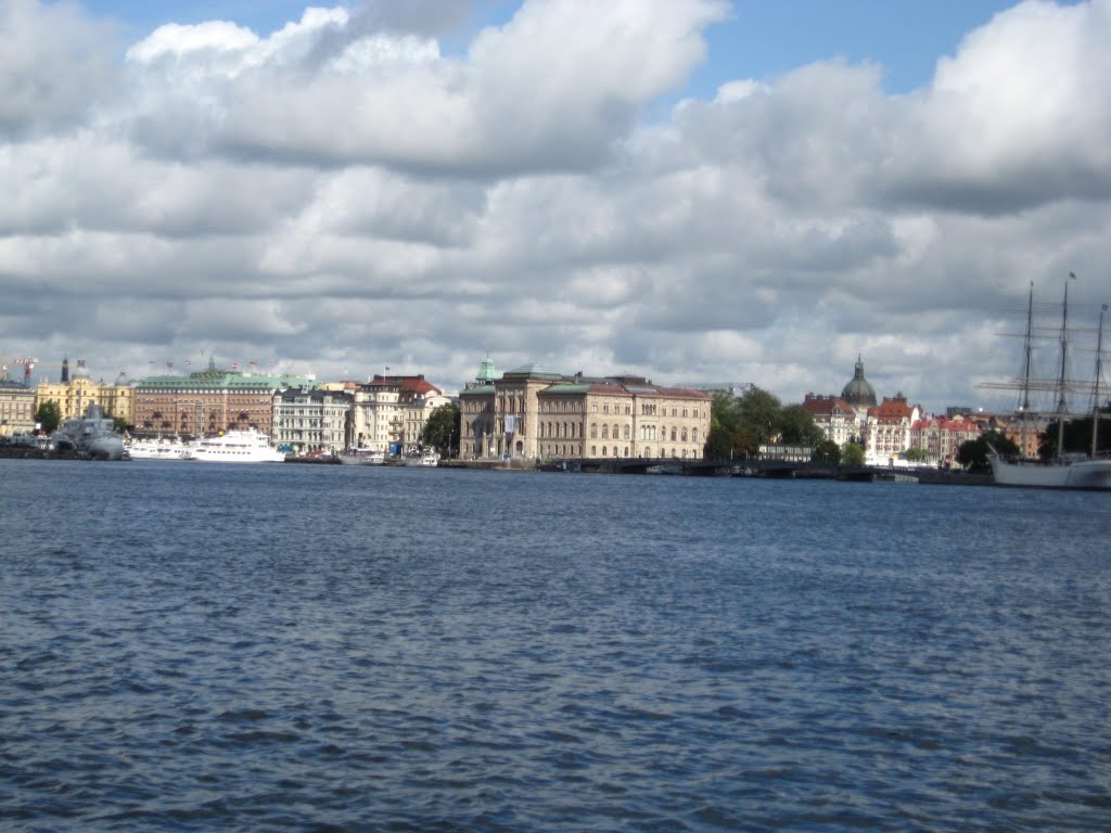 Stockholm sightseeing boat tour by Hakan Koksal