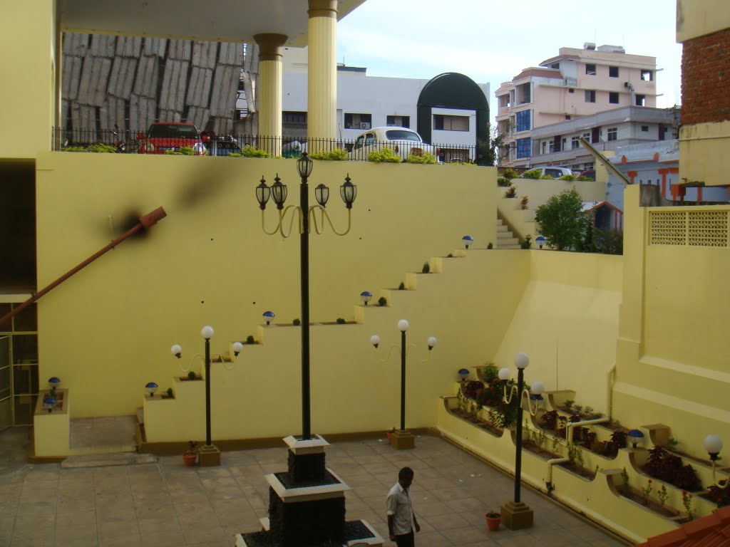 Hotel Maadhini, Kanyakumari by ritu.rmpt