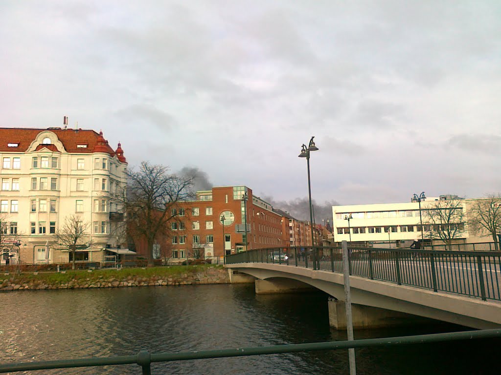 Malmö kanal by Eddie Svärd