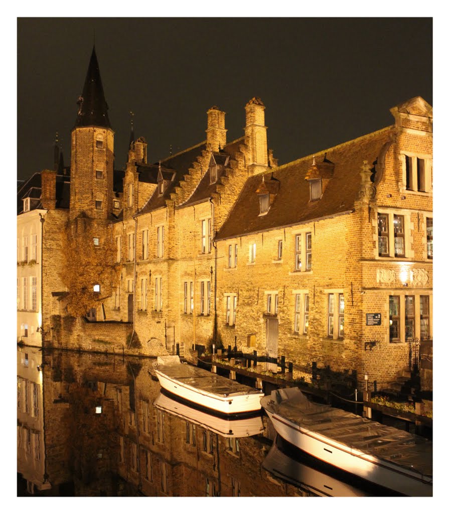 Canal by Night, Bruges by Riordan59