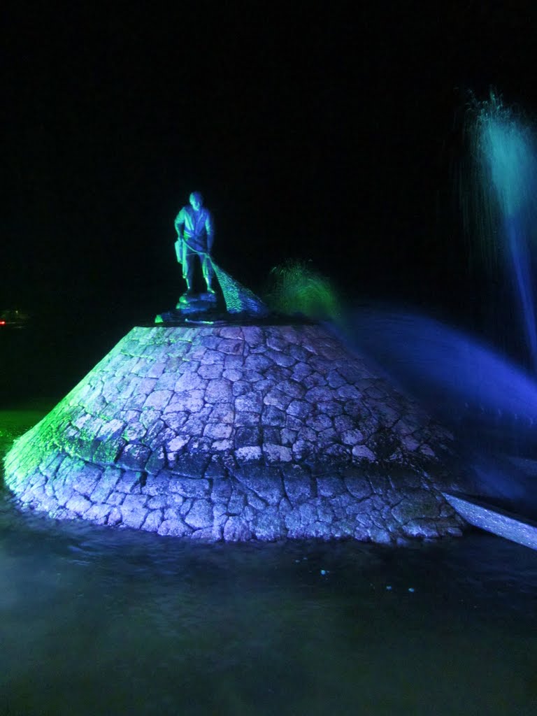 Monumento al pescador, Chetumal, Q. Roo by holachetumal