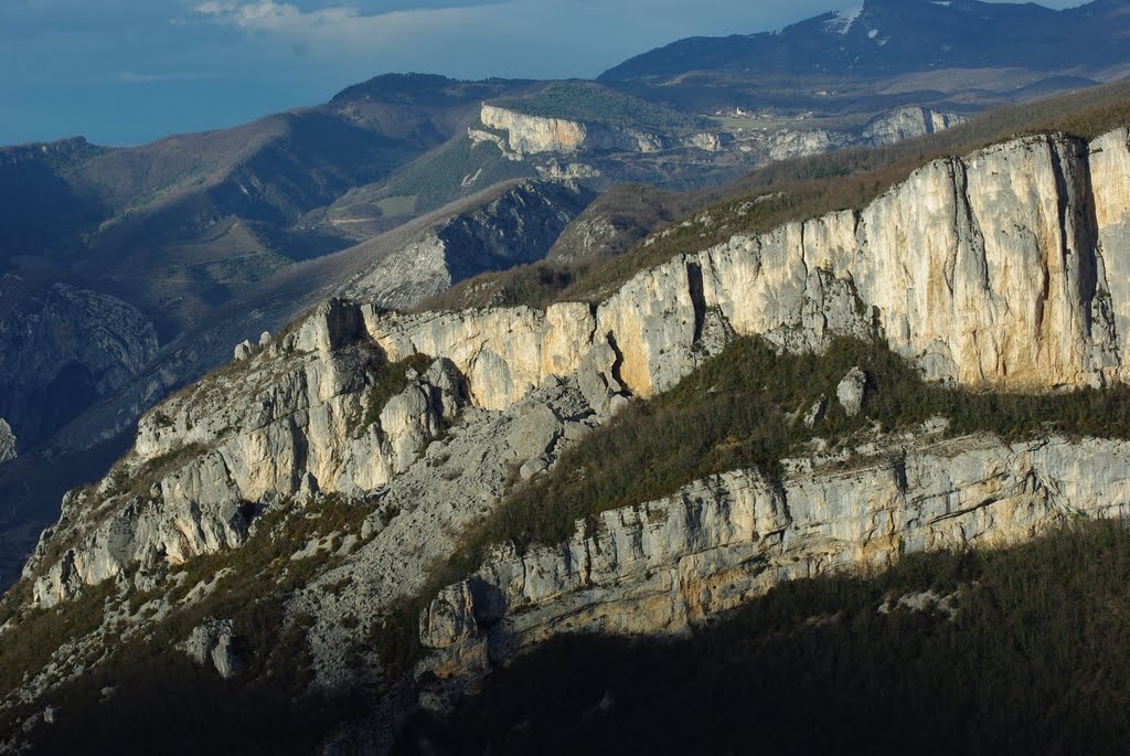 Rochers de Laval by jelusa